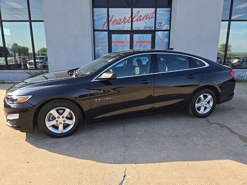 Used 2022 Chevrolet Malibu LS image 6