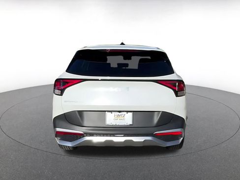 Used 2025 Kia Sportage LX image 12