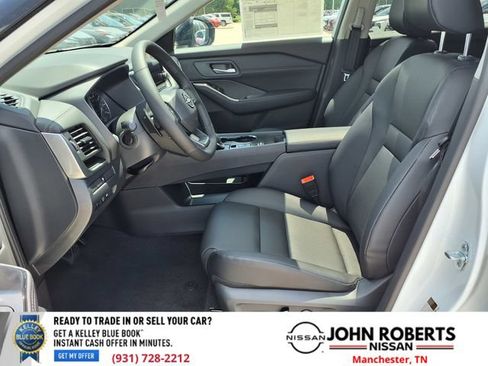 New 2026 Nissan Rogue Dark Armor FWD image 3
