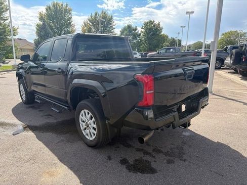 Used 2024 Toyota Tacoma SR5 RWD image 5