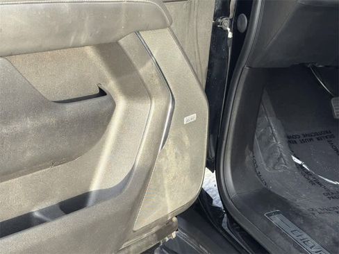 Used 2023 Chevrolet Tahoe LT image 23