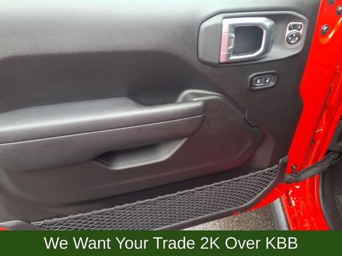 Used 2024 Jeep Wrangler Unlimited Rubicon w/ Convenience Group image 12