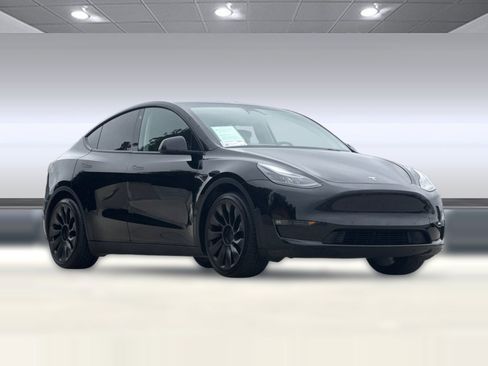 Used 2022 Tesla Model Y Performance AWD/4WD image 7