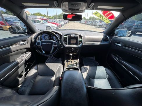 Used 2013 Chrysler 300 C AWD/4WD image 14