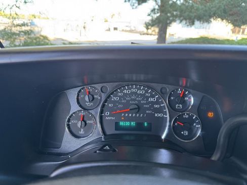 Used 2012 Chevrolet Express 1500 LS image 20