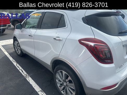Used 2017 Buick Encore Preferred image 4