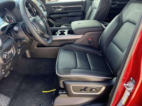New 2026 RAM 1500 Laramie AWD/4WD image 7