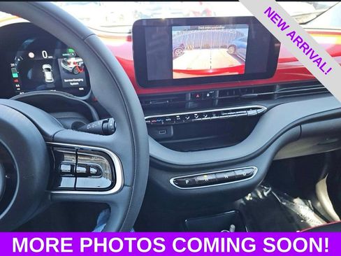 Used 2024 FIAT 500 e (RED) FWD image 11