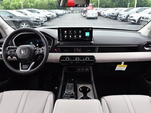 New 2026 Honda Pilot Elite image 7