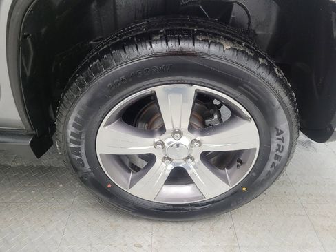 Used 2017 Jeep Compass High Altitude image 31