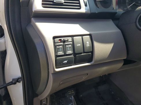 Used 2015 Honda Odyssey EX-L image 23