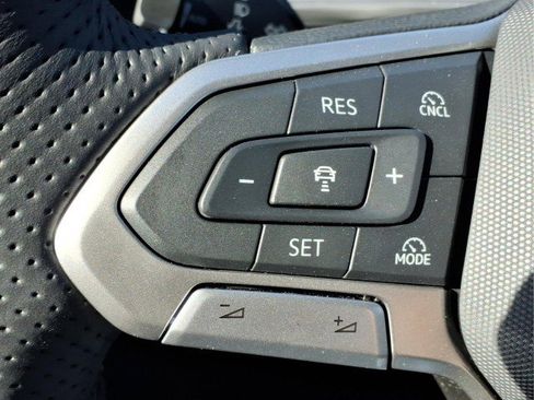 New 2026 Volkswagen Tiguan SE R-Line image 20