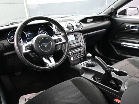 Used 2015 Ford Mustang Coupe image 19