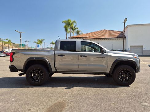 Used 2024 Chevrolet Colorado Trail Boss w/ LPO, Dark Essentials Package AWD/4WD image 6