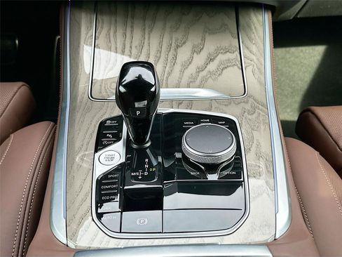 Used 2023 BMW X5 M50i w/ Climate Comfort Package image 17