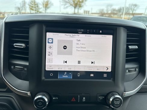 Used 2024 RAM 3500 Big Horn image 70