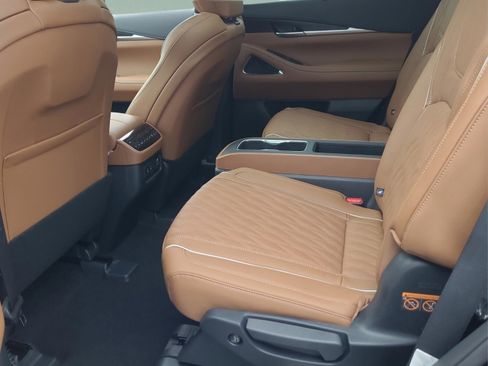 New 2026 INFINITI QX60 Autograph image 10