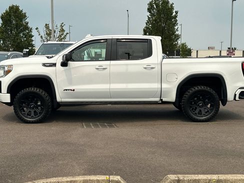 Used 2021 GMC Sierra 1500 AT4 w/ AT4 Premium Package AWD/4WD image 7