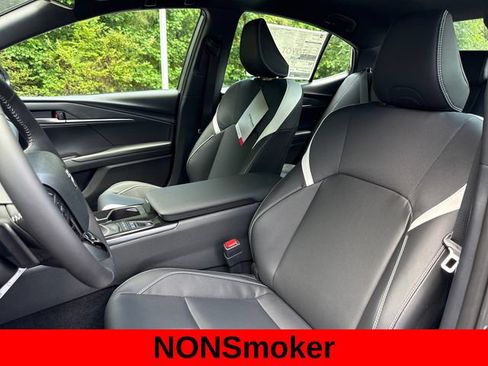 Used 2026 Toyota Camry SE w/ Convenience Package FWD image 14