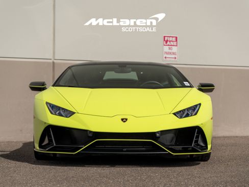 Used 2022 Lamborghini Huracan EVO image 10
