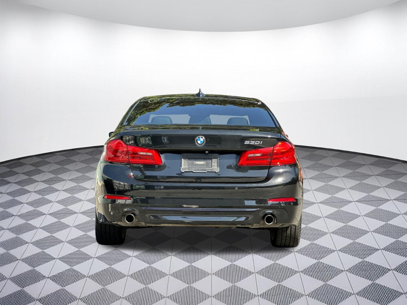 Used 2019 BMW 530i w/ Convenience Package RWD image 10
