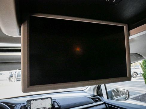 Certified 2025 Honda Odyssey Touring image 29