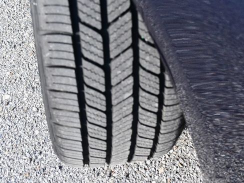 Used 2019 Mercedes-Benz C 300 4MATIC Sedan image 64
