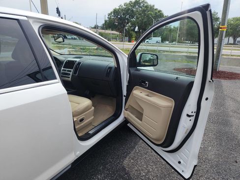 Used 2010 Ford Edge Limited image 35