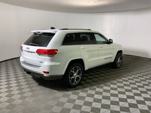 Used 2018 Jeep Grand Cherokee Limited AWD/4WD image 6