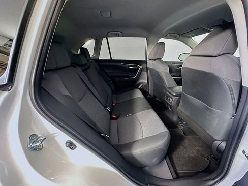 Certified 2025 Toyota RAV4 XLE FWD image 27