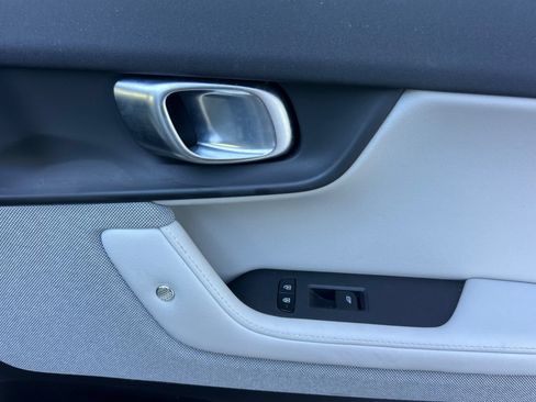 Used 2023 Polestar Polestar 2 AWD/4WD image 21