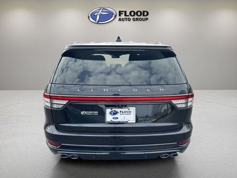 New 2026 Lincoln Aviator AWD image 6