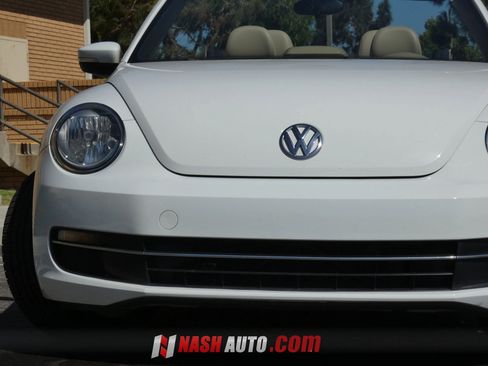 Used 2014 Volkswagen Beetle TDI FWD image 19