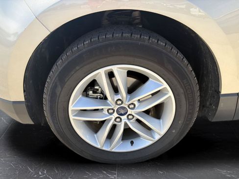 Used 2017 Ford Edge SEL w/ Equipment Group 201A FWD image 20