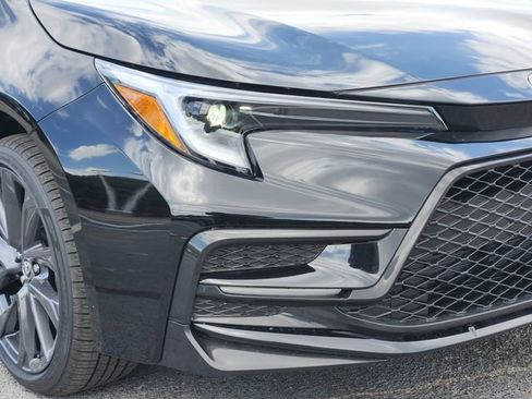 Used 2026 Toyota Corolla SE FWD image 7
