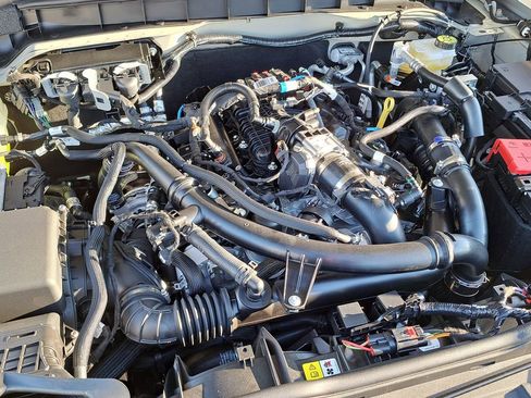 New 2025 Ford Bronco Outer Banks image 15