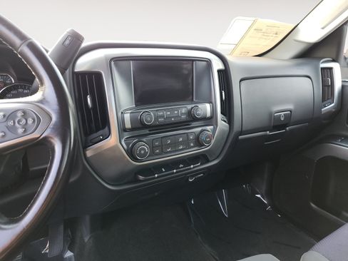 Used 2017 Chevrolet Silverado 1500 LT w/ Trailering Package AWD/4WD image 11
