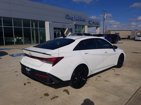 New 2026 Hyundai Elantra Sport image 7