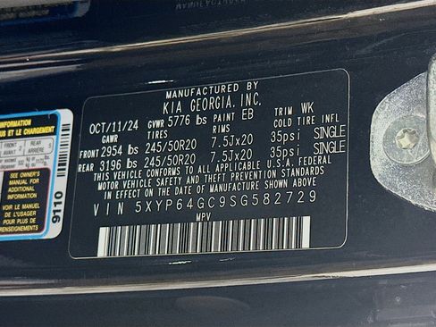 Used 2025 Kia Telluride S FWD image 12