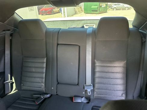 Used 2009 Dodge Challenger R/T RWD image 19