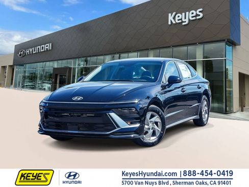 Certified 2025 Hyundai Sonata SE image 1