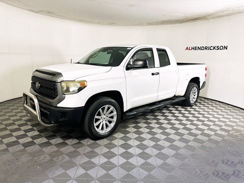 Used 2018 Toyota Tundra SR5 image 7