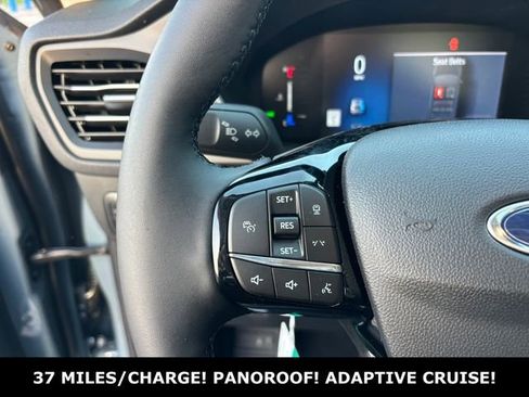 New 2026 Ford Escape SE FWD image 15