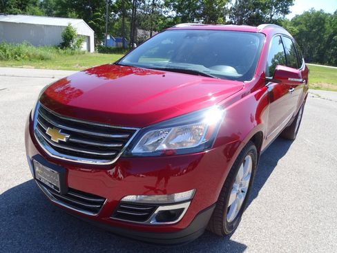 Used 2014 Chevrolet Traverse AWD LTZ image 5