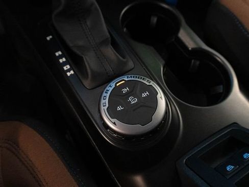 Used 2022 Ford Bronco Outer Banks AWD/4WD image 31