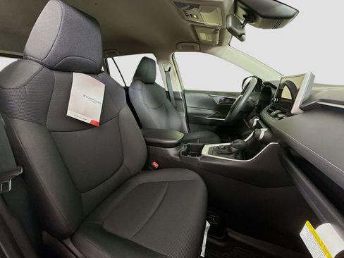 New 2025 Toyota RAV4 LE image 17