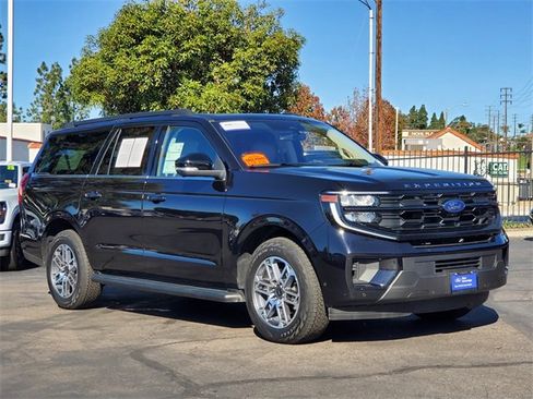 Certified 2025 Ford Expedition Max Active image 31