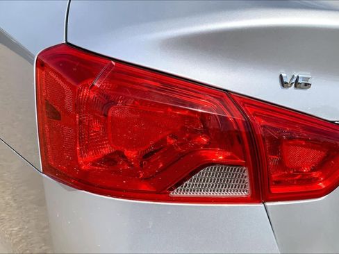 Used 2017 Chevrolet Impala Premier image 32