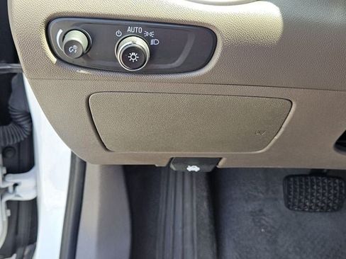 Used 2024 Chevrolet Malibu LT FWD image 19