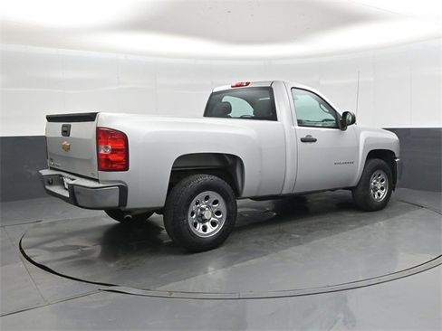 Used 2013 Chevrolet Silverado 1500 W/T w/ LS Package image 4